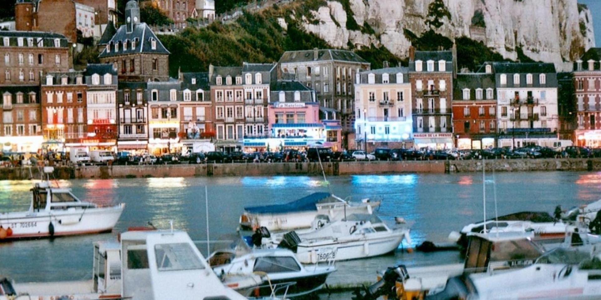 Le Cormoran Bed & Breakfast Le Treport Bagian luar foto